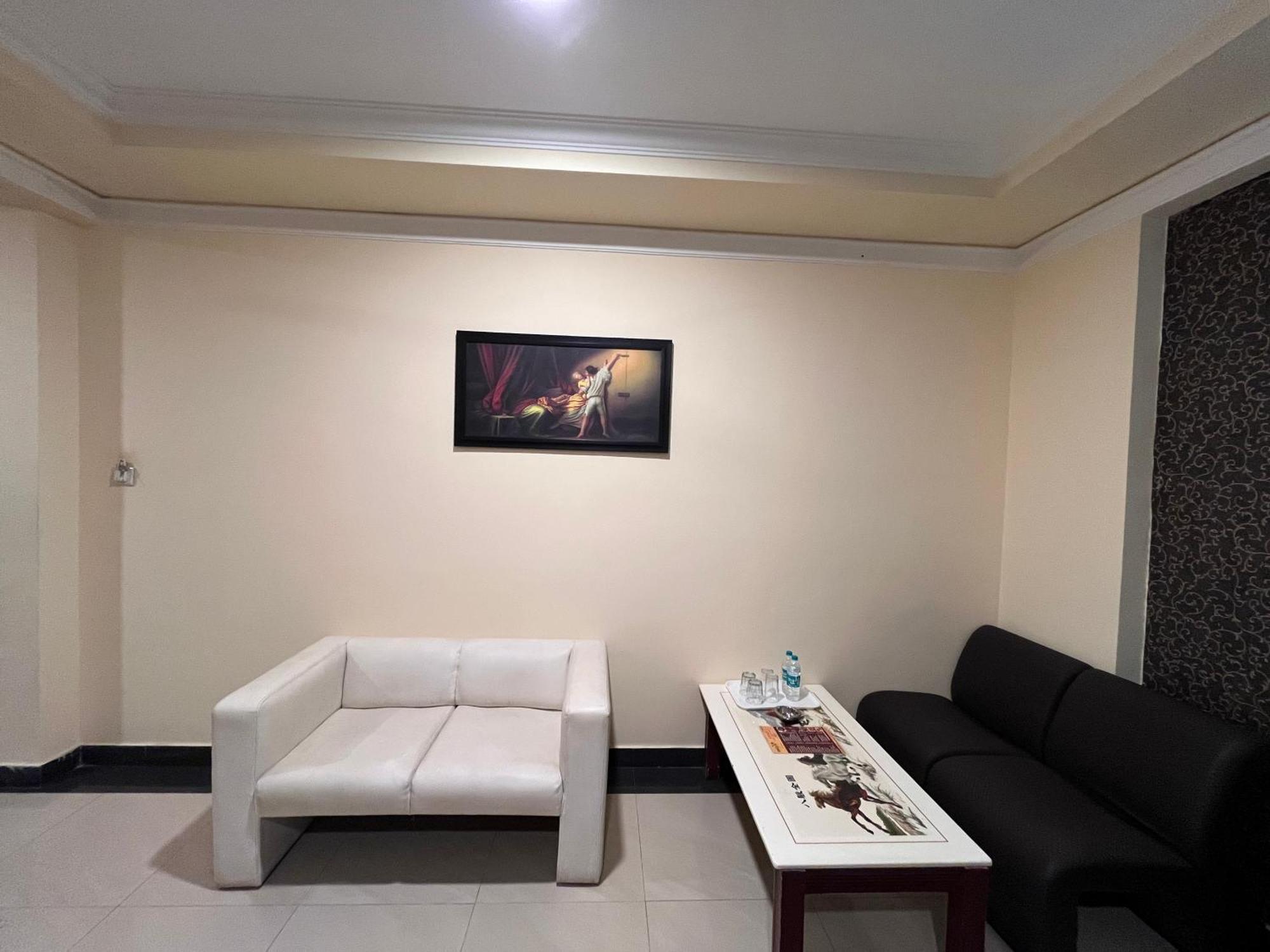Ananya Comfortss Hospet Exteriér fotografie