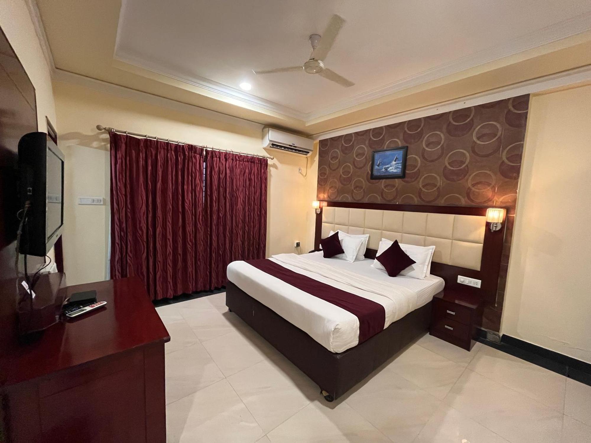 Ananya Comfortss Hospet Exteriér fotografie
