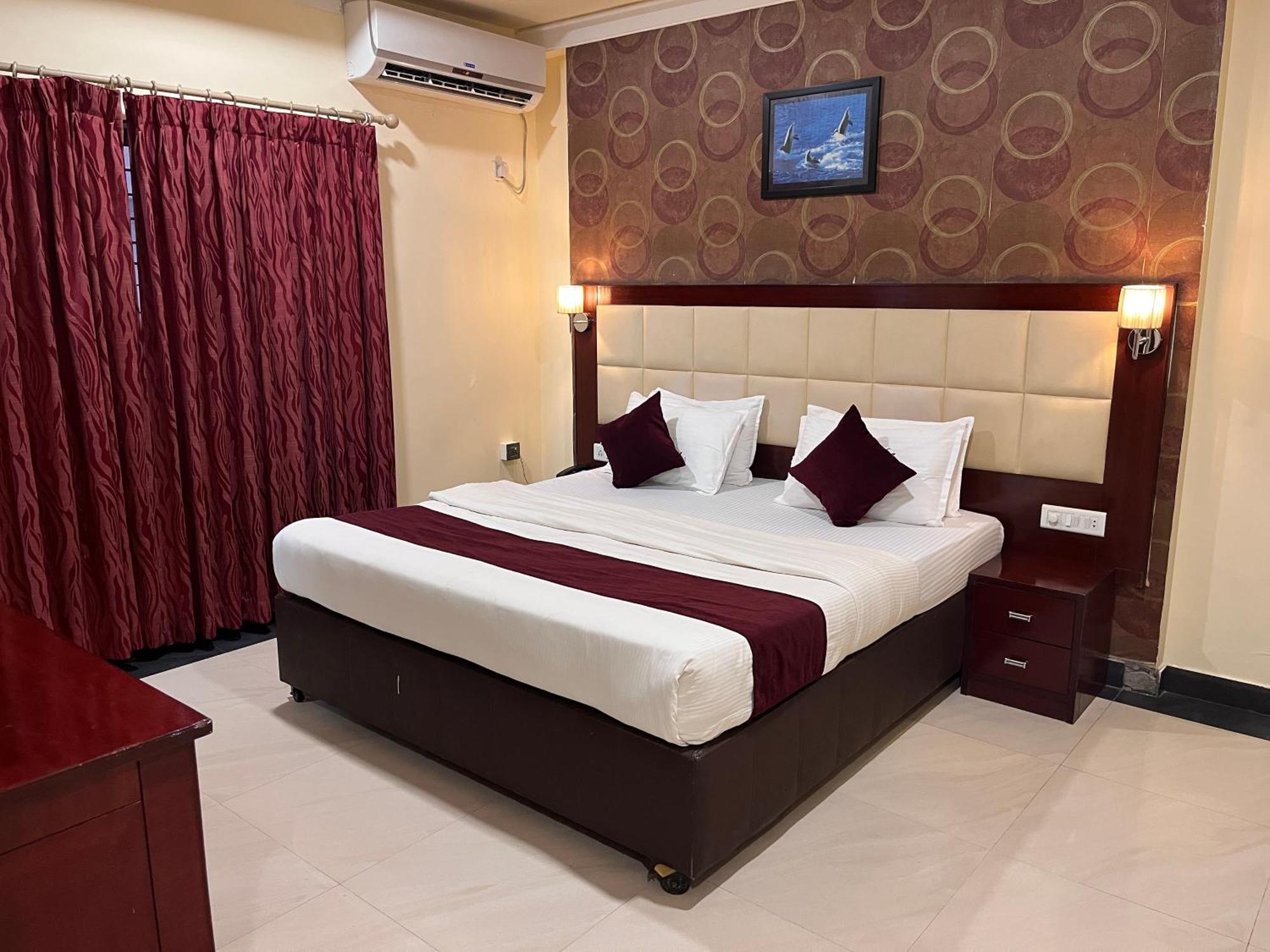 Ananya Comfortss Hospet Exteriér fotografie
