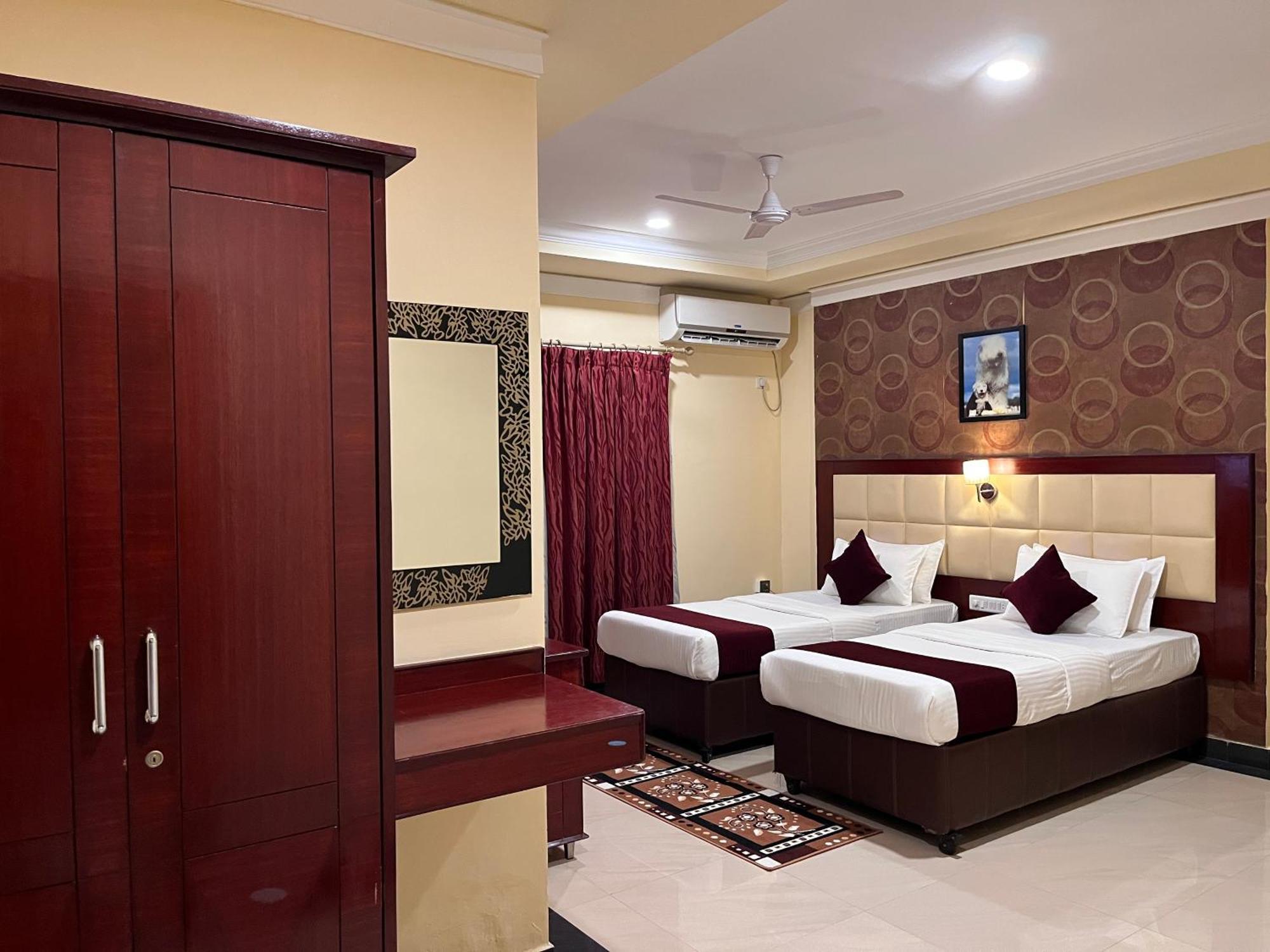 Ananya Comfortss Hospet Exteriér fotografie